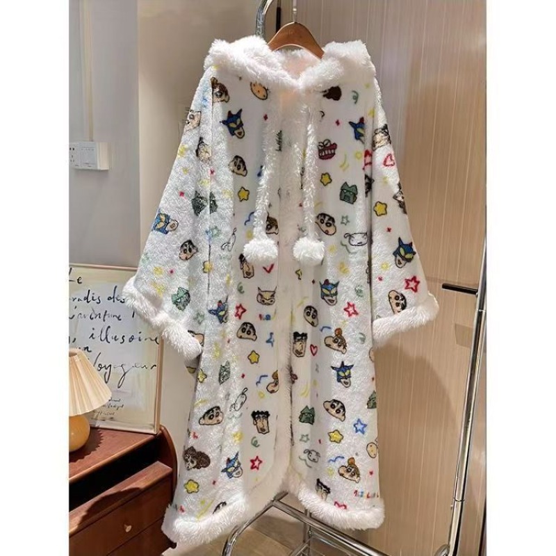 Crayon Shin-chan Cartoon-Koral – Bathrobe Bewertung und Preis