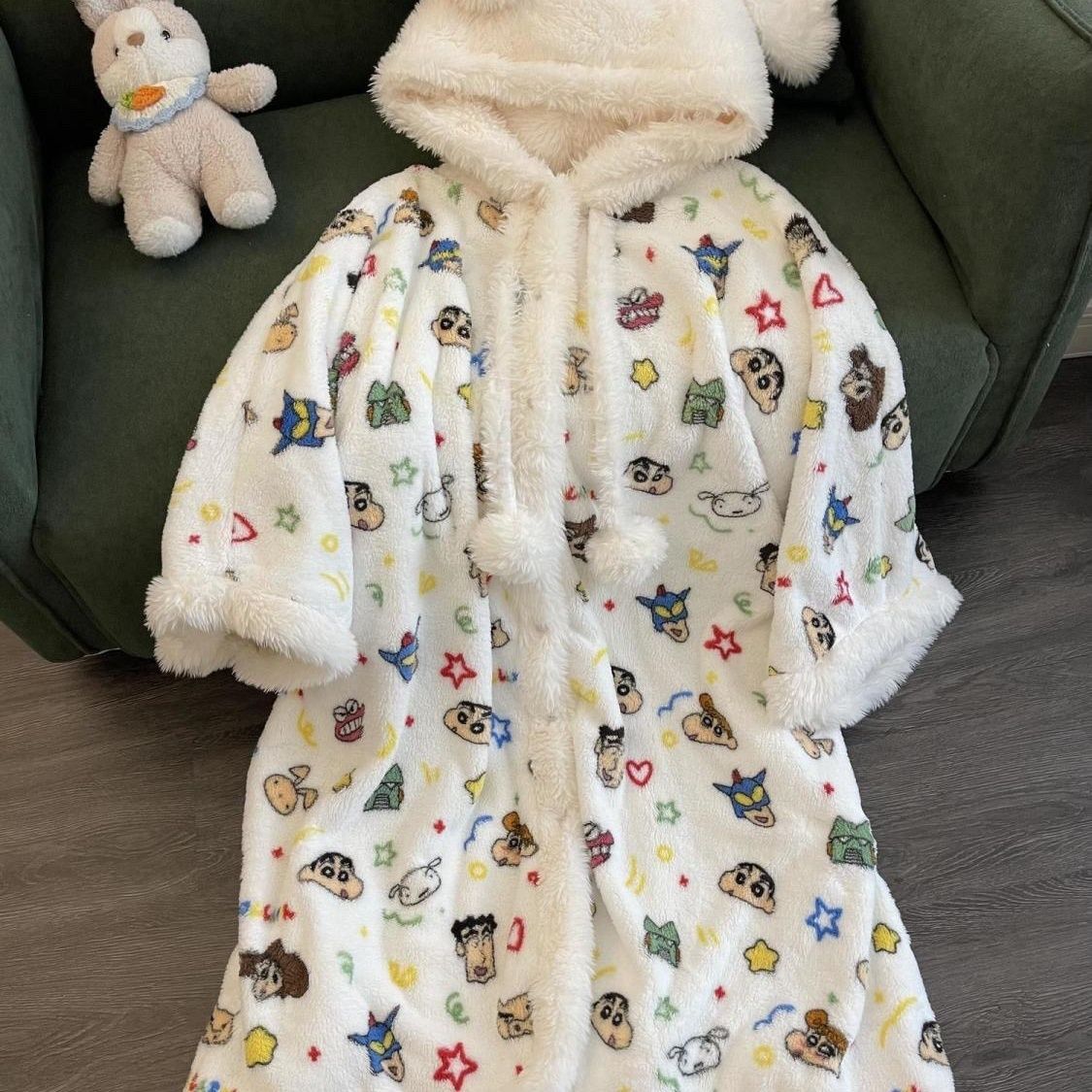 Crayon Shin-chan Cartoon-Koral – Bathrobe Bewertung und Preis